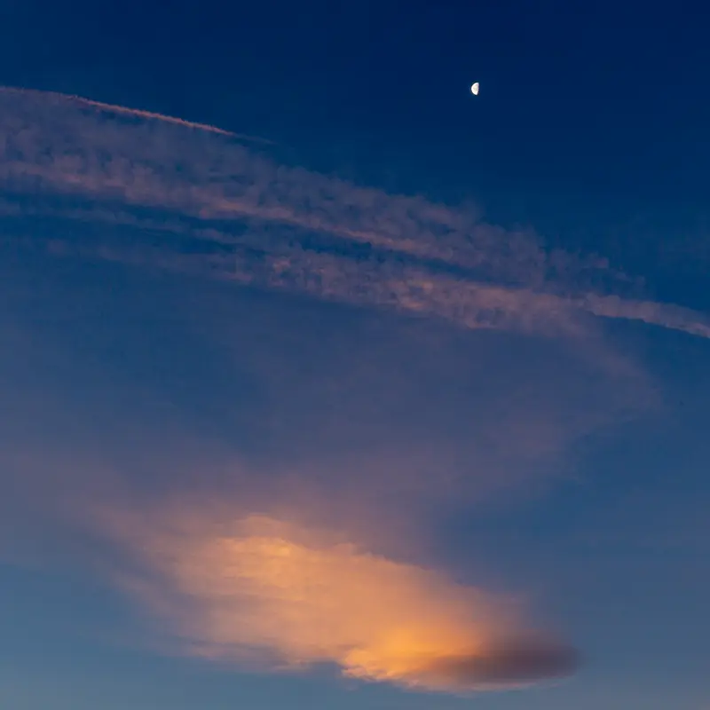 71 Clouds photograph