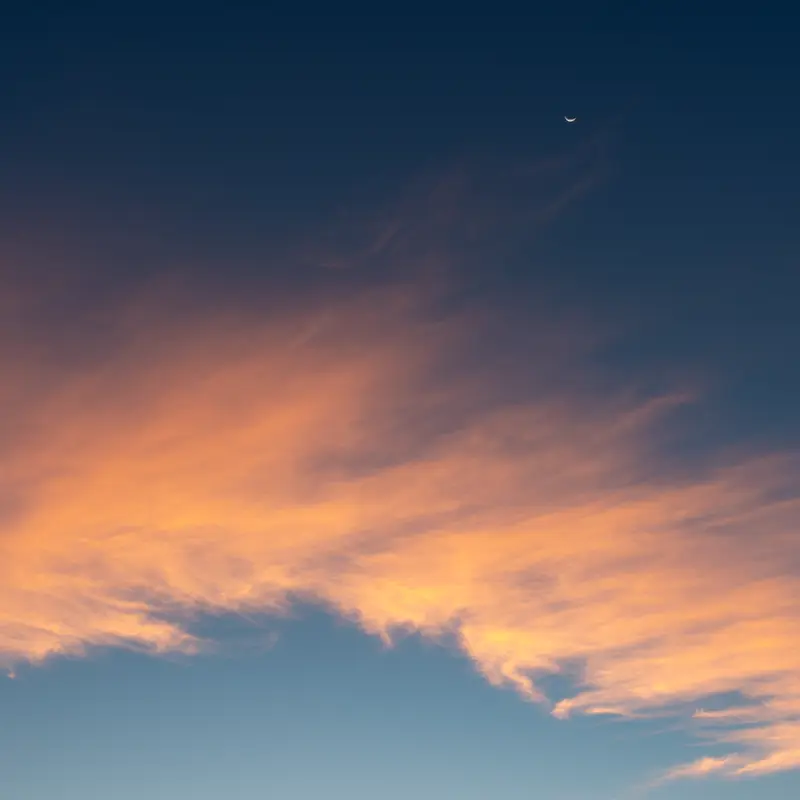 71 Clouds photograph